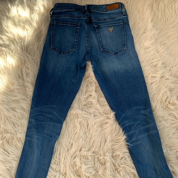 Guess Jeans - Picture 7 of 8